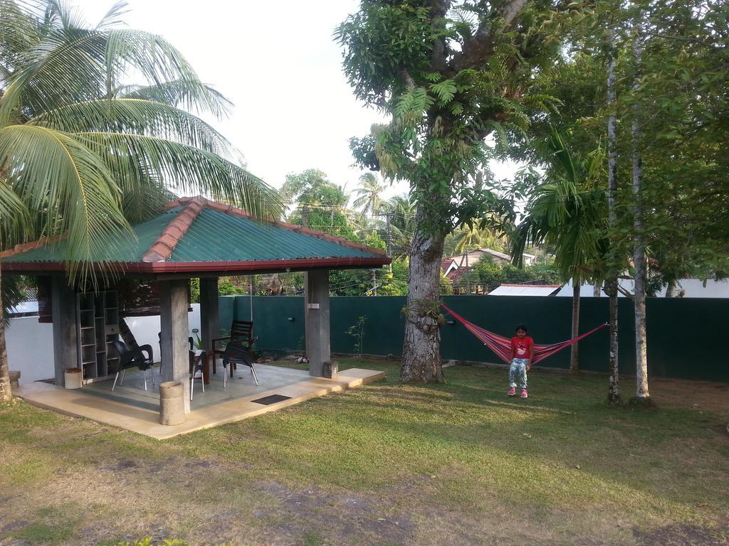 Ahangama Eco Villa Luaran gambar