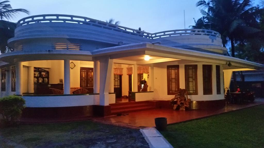 Ahangama Eco Villa Luaran gambar