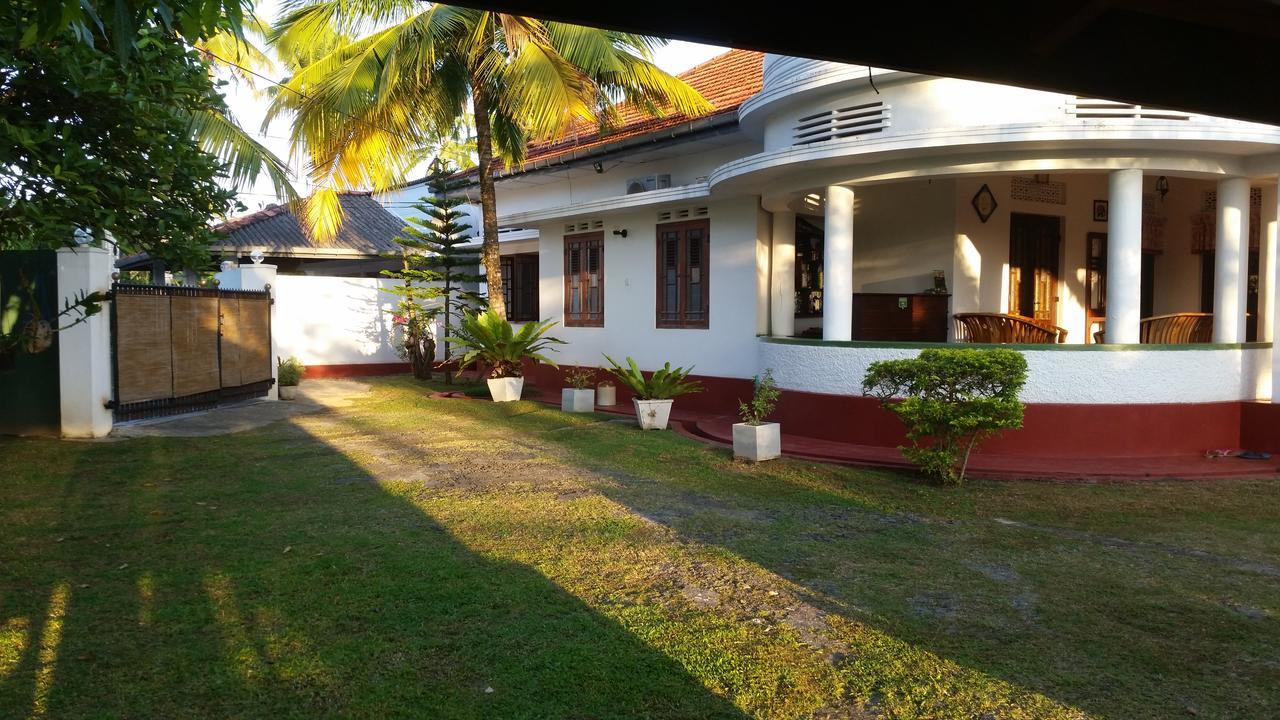 Ahangama Eco Villa Luaran gambar